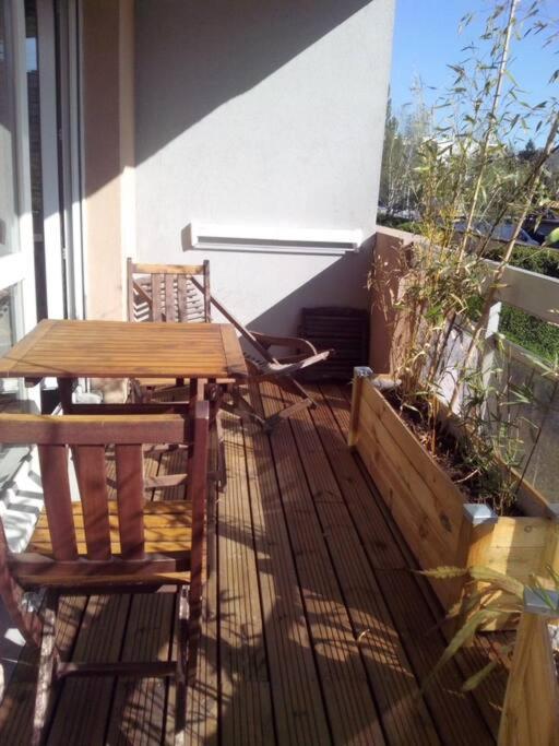 City & Cosy, Lyon Charcot- Wifi - Lave Linge - Balcon - Parking Exterior photo