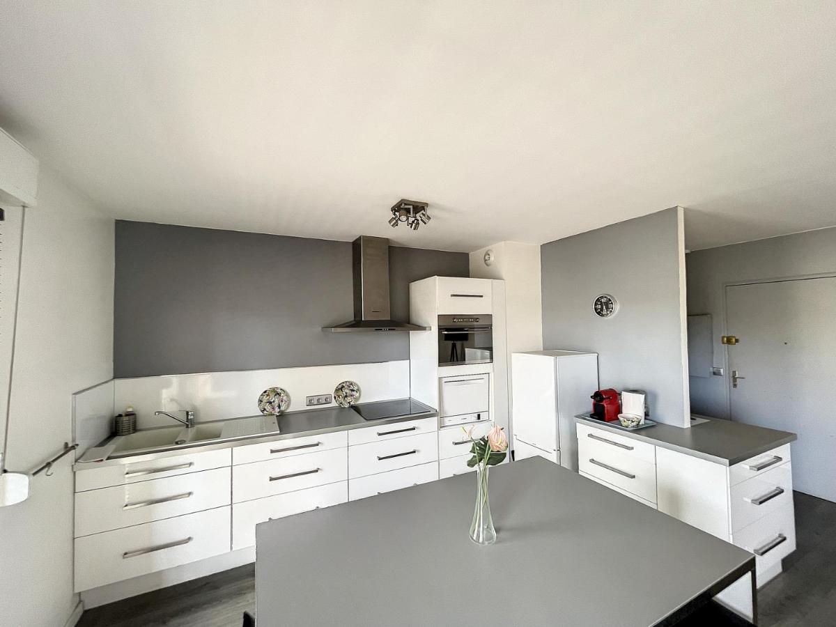 City & Cosy, Lyon Charcot- Wifi - Lave Linge - Balcon - Parking Exterior photo