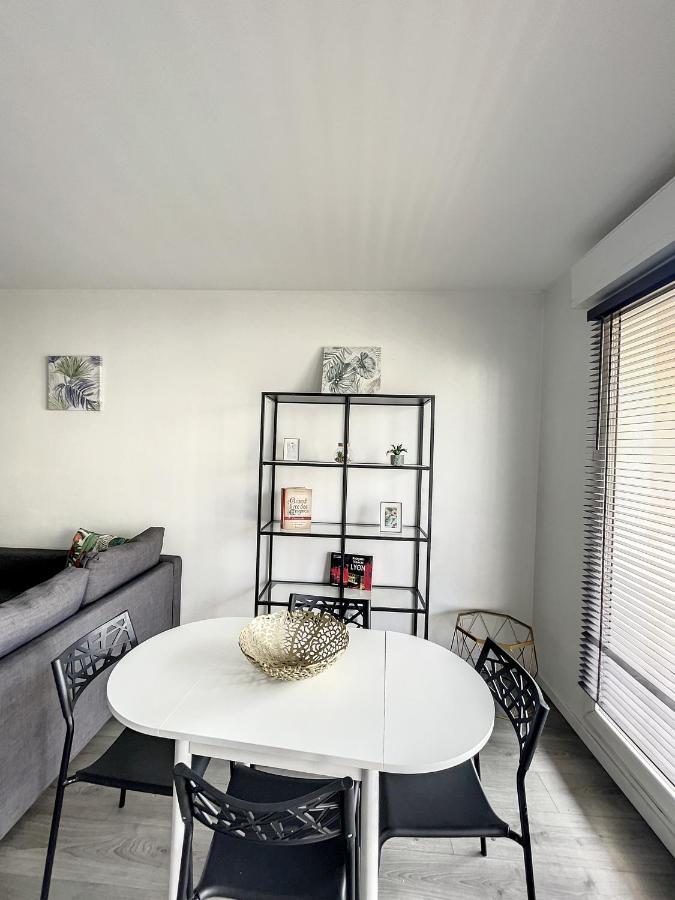 City & Cosy, Lyon Charcot- Wifi - Lave Linge - Balcon - Parking Exterior photo