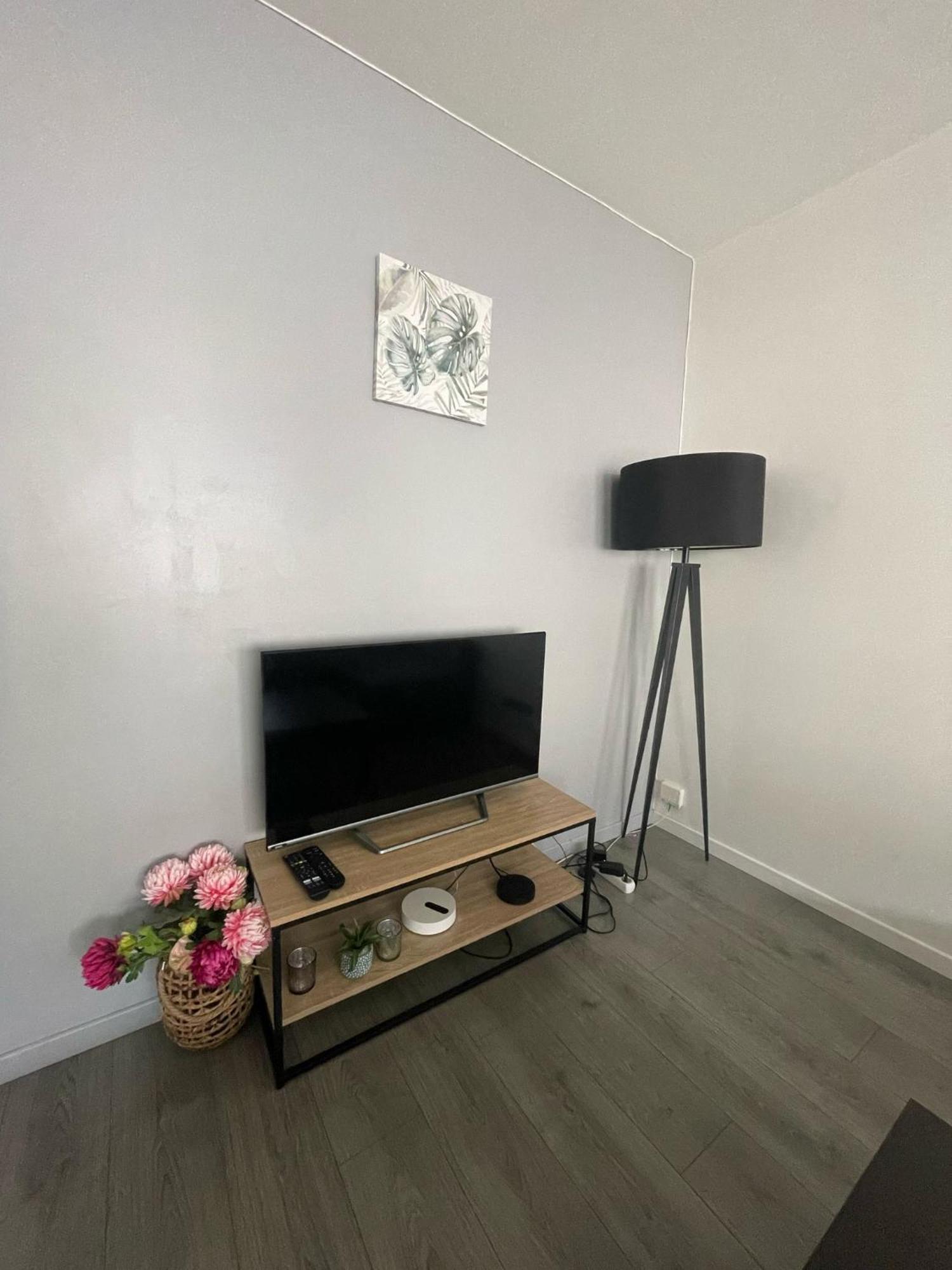 City & Cosy, Lyon Charcot- Wifi - Lave Linge - Balcon - Parking Exterior photo